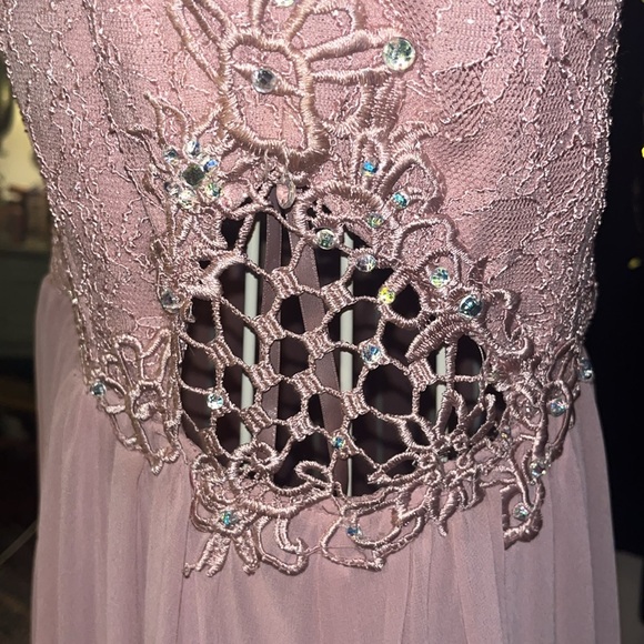 Mauve/Pink Formal Long Dress Size 15 - Picture 7 of 11